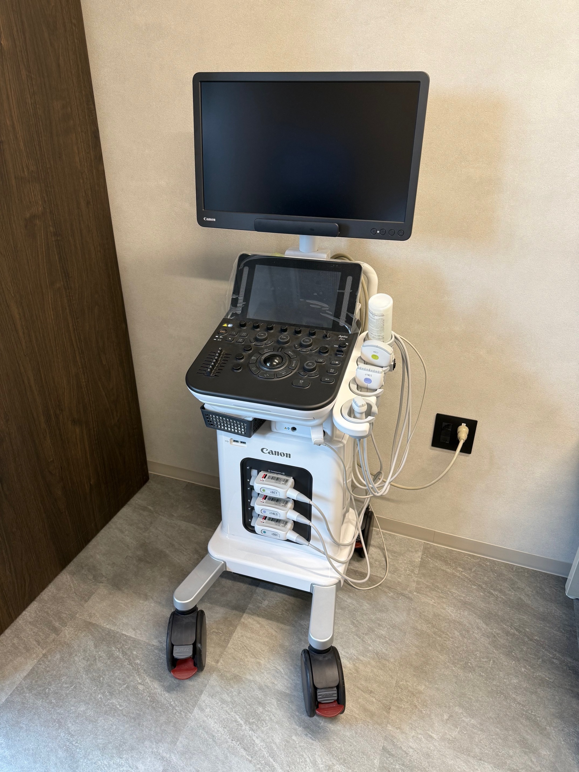 医療法人 ふじた医院　待合スペース